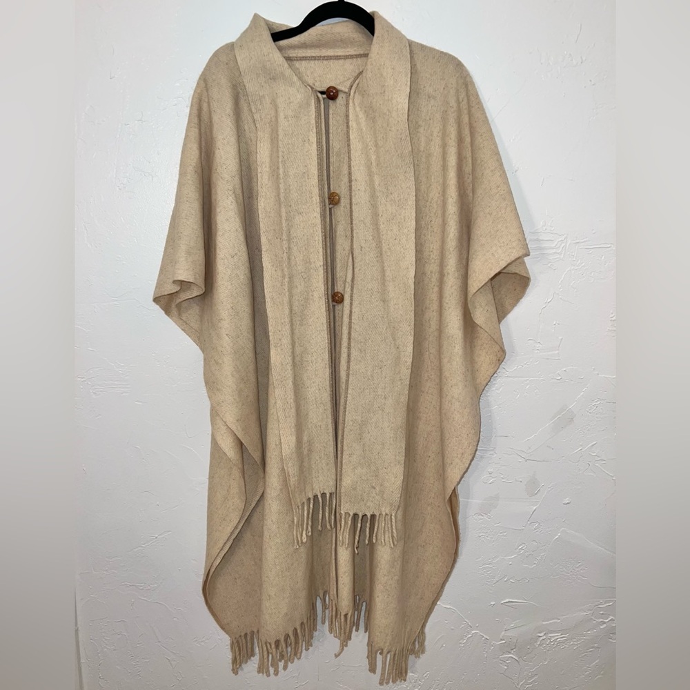 Vintage Wool Fringe Cream Poncho Cape